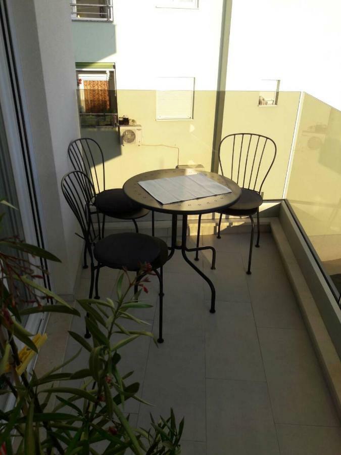 Apartman Petra Makarska Exterior foto